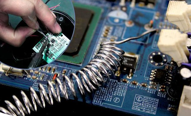 干冰清洗機(jī)可以清洗電路板嗎